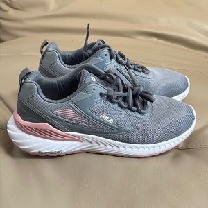 Fila 9 US women’s shoes